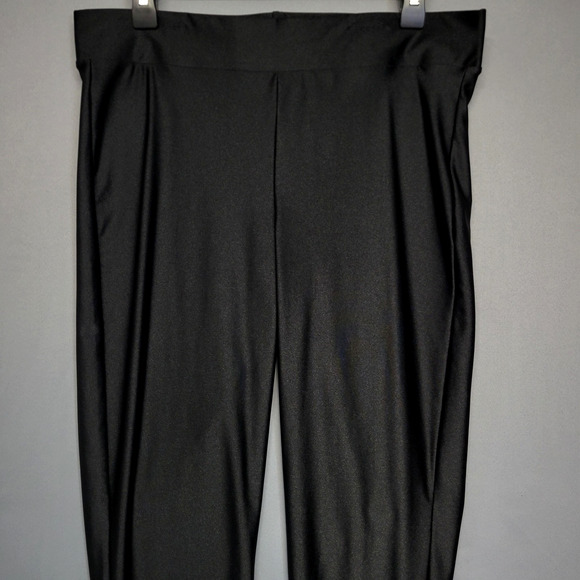 Torrid Pants Womens 2 (2X) Black Leggings Stretch Pull On Activewear Plus Size - Picture 4 of 10